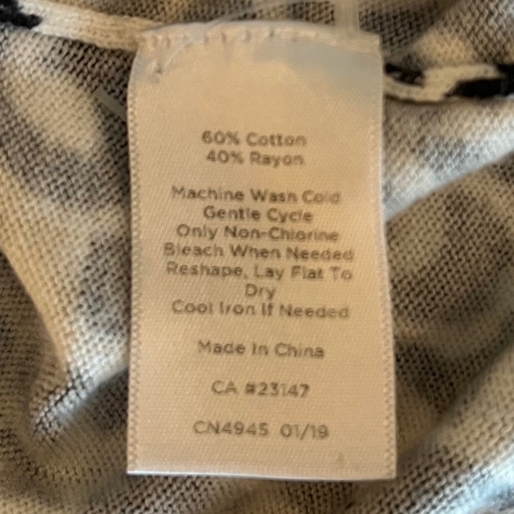Talbots Black and White Print Fine Knit Sweater with 3/4 Sleeves in Size 1X - Picture 9 of 9